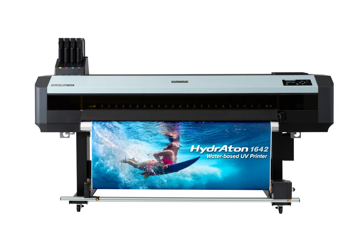 RATHGEBER rozšiřuje své tiskové možnosti o tiskárnu MUTOH HydrAton 1642 s technologií waterbased UV